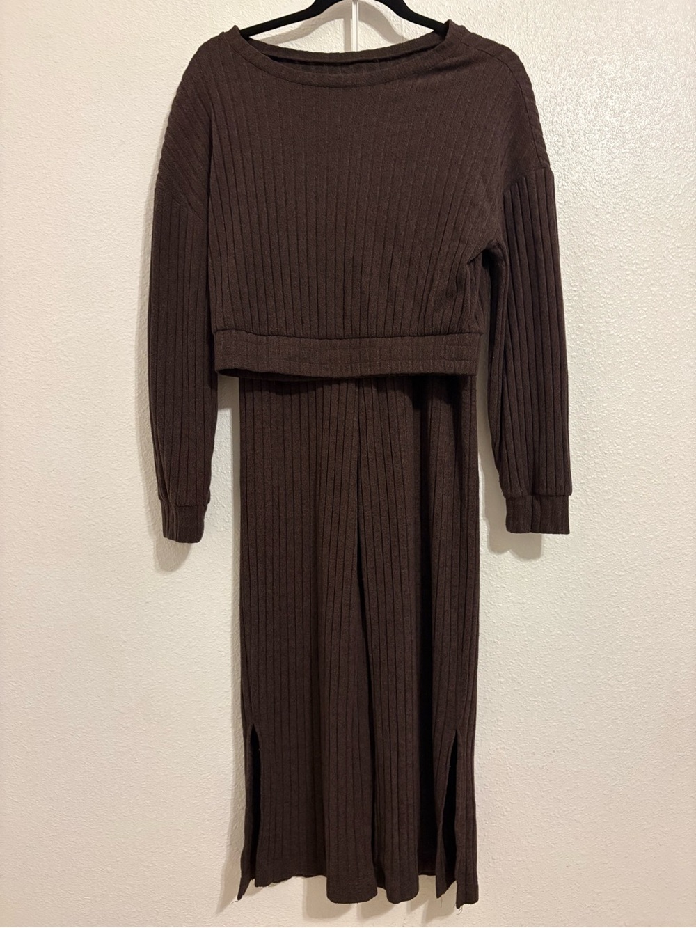 Gilly Hicks Rib-Knit Set